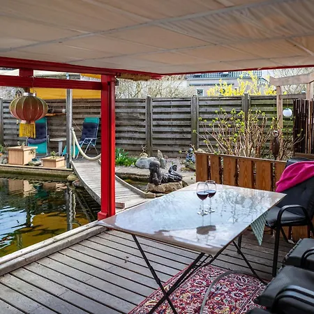 Am Teich Apartment *